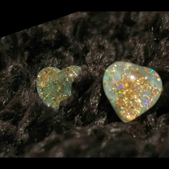 Blue Heart Gold Flake Fleck Glitter Sparkle Resin Dainty Tiny Stud Post Earrings - Picture 14 of 16